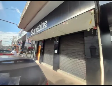 Loja / Salão / Ponto Comercial com 3 Quartos para venda ou aluguel, 285m² no Centro, Jaboticabal