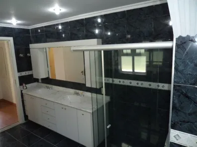 Casa de Condomínio com 3 Quartos para alugar, 240m² no Real Park Mogi, Mogi das Cruzes