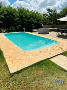 Fazenda / Sítio / Chácara com 3 Quartos à venda, 1300m² no , Mairinque