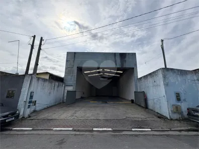 Galpão / Depósito / Armazém para alugar, 300m² no Vila Varela, Poá