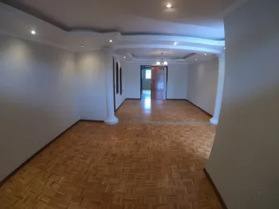 Casa com 3 Quartos para alugar, 200m² no São Cristóvão, Criciúma