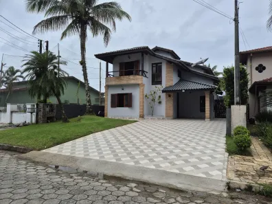 Casa de Condomínio com 5 Quartos para venda ou aluguel, 250m² no Morada da Praia, Bertioga