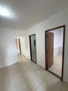 Casa com 2 Quartos para alugar, 80m² no Jacutinga, Mesquita