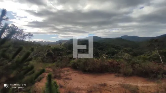 Terreno / Lote / Condomínio à venda, 4400m² no Santa Teresa, São Pedro de Alcântara