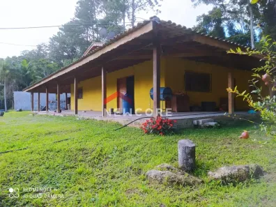Fazenda / Sítio / Chácara com 2 Quartos à venda, 2100m² no Da Palmeirinha, Juquitiba