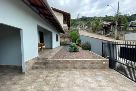 Casa com 4 Quartos à venda, 147m² no Badenfurt, Blumenau