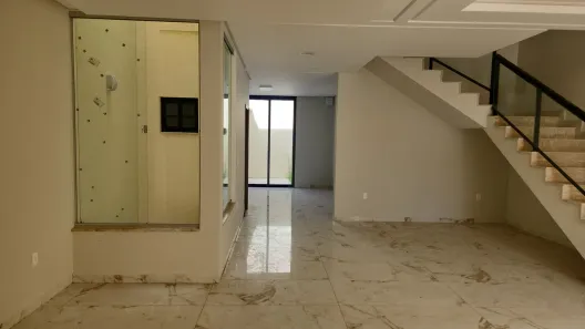 Sobrado com 4 Quartos à venda, 186m² no José e Maria, Petrolina
