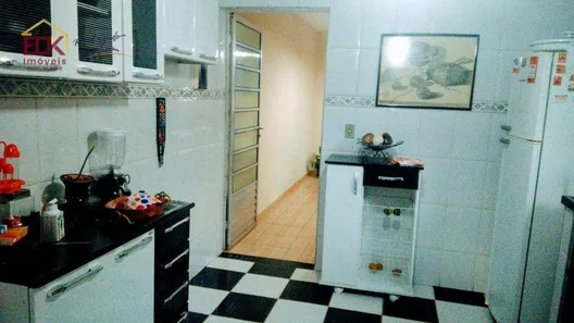 Casa de Condomínio com 3 Quartos à venda, 190m² no Jardim Aeroporto, Guaratinguetá
