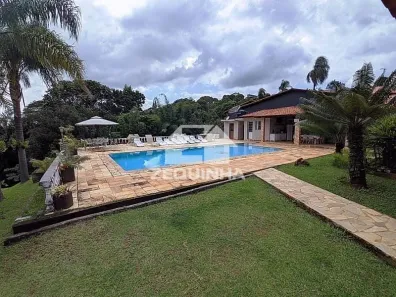 Fazenda / Sítio / Chácara com 4 Quartos à venda, 350m² no Centro, Mairinque