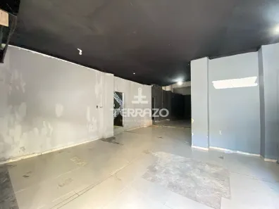Loja / Salão / Ponto Comercial à venda, 196m² no São João, Volta Redonda