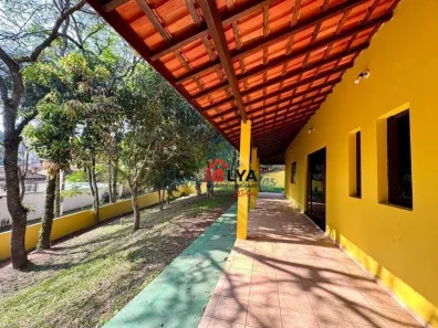 Sobrado com 3 Quartos para venda ou aluguel, 341m² no Chácaras Bartira, Embu das Artes