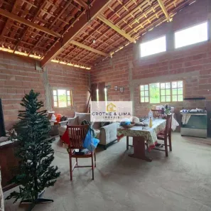 Fazenda / Sítio / Chácara com 4 Quartos à venda, 160m² no Chácara Marambaia, Caçapava