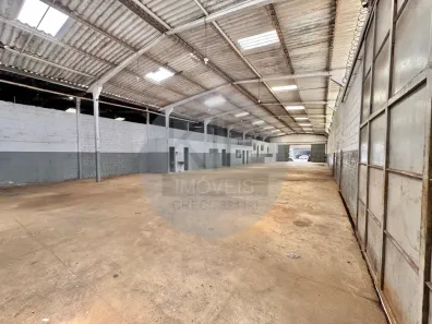 Galpão / Depósito / Armazém para alugar, 900m² no Dix-Sept Rosado, Natal