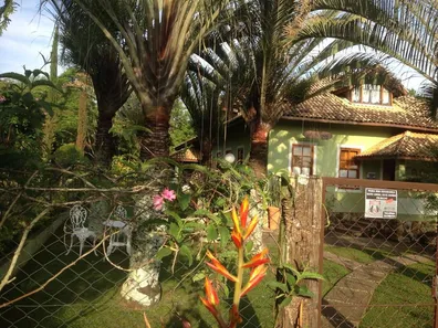 Fazenda / Sítio / Chácara com 4 Quartos à venda, 3000m² no Francisca Augusta Rios, Pouso Alegre