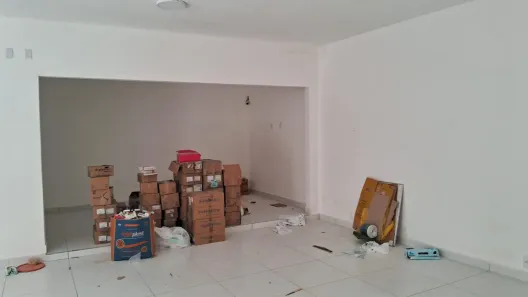 Loja / Salão / Ponto Comercial com 7 Quartos à venda, 300m² no Lagoa Nova, Natal