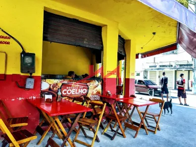 Loja / Salão / Ponto Comercial à venda, 70m² no Coelho, São Gonçalo