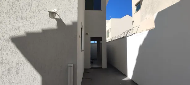 Casa com 4 Quartos para alugar, 140m² no Jardim Bela Vista, Rio das Ostras