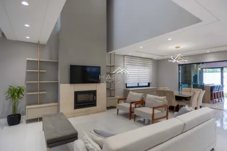 Casa de Condomínio com 5 Quartos à venda, 285m² no Campo Pequeno, Colombo