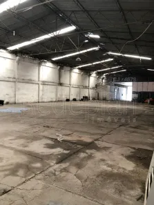 Galpão / Depósito / Armazém para alugar, 751m² no Ano Bom, Barra Mansa