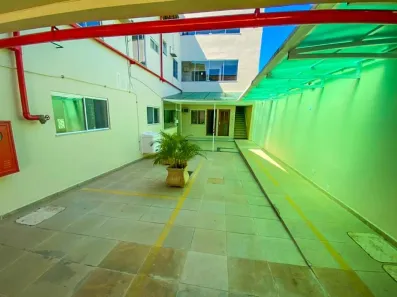 Prédio Inteiro à venda, 720m² no Novo Cavaleiro, Macaé