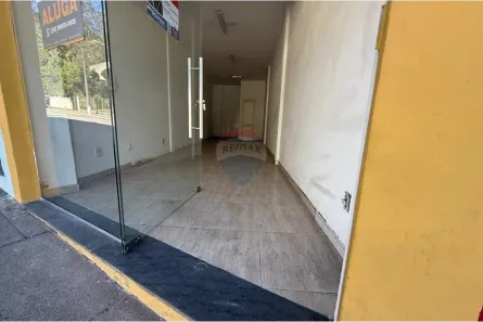 Loja / Salão / Ponto Comercial para alugar, 30m² no Bingen, Petrópolis