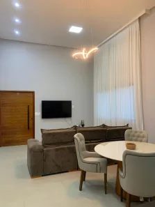 Casa de Condomínio com 4 Quartos para alugar, 202m² no , Bananeiras