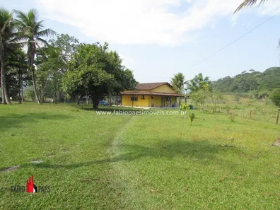 Fazenda / Sítio / Chácara com 3 Quartos à venda, 145200m² no Maraporã, Cachoeiras de Macacu