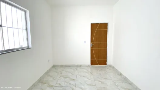 Casa com 1 Quarto para alugar, 60m² no Shangri-lá, Belford Roxo