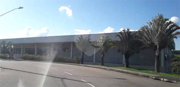 Prédio Inteiro para alugar, 1500m² no Vila Salles, Atibaia
