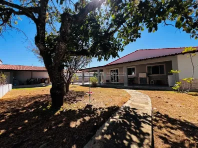 Casa de Condomínio com 3 Quartos à venda, 832m² no Setor Habitacional Tororó, Brasília