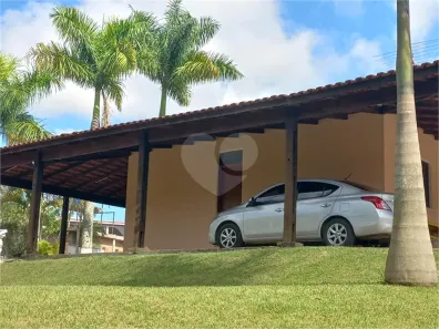 Fazenda / Sítio / Chácara com 3 Quartos à venda, 300m² no Freguesia da Escada, Guararema