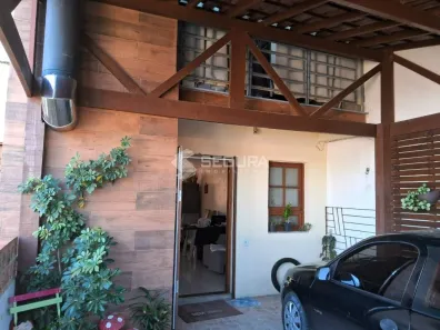 Sobrado com 3 Quartos à venda, 130m² no Niterói, Canoas