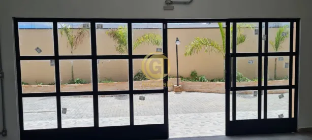 Loja / Salão / Ponto Comercial para alugar, 266m² no Centro, Caçapava