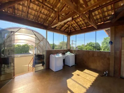 Sobrado com 3 Quartos para venda ou aluguel, 288m² no Planalto, Araçatuba