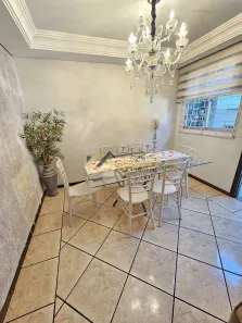 Sobrado com 3 Quartos à venda, 111m² no Santa Cândida, Curitiba