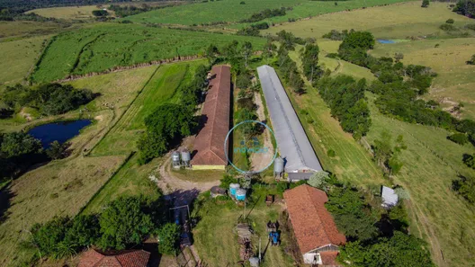 Fazenda / Sítio / Chácara com 3 Quartos à venda, 3200m² no Jardim Porangaba, Águas de São Pedro