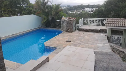 Casa de Condomínio com 3 Quartos para venda ou aluguel, 300m² no Jardim do Golf I, Jandira