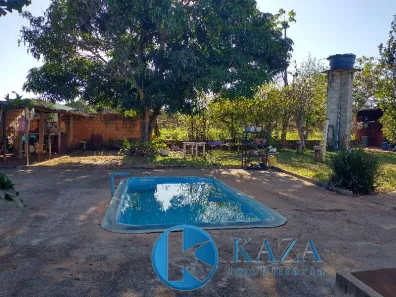 Fazenda / Sítio / Chácara com 2 Quartos à venda, 334m² no Chácaras Araguaia, Valparaíso de Goiás