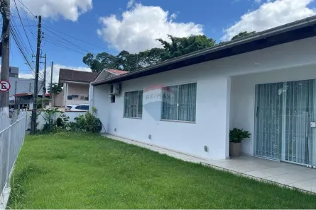 Casa com 2 Quartos para alugar, 207m² no Salto do Norte, Blumenau