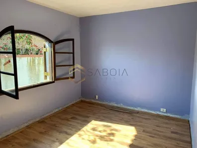 Sobrado com 4 Quartos à venda, 400m² no Vila Louro, Embu-Guaçu