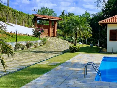 Fazenda / Sítio / Chácara com 4 Quartos para alugar, 3000m² no Mairinque, Mairinque
