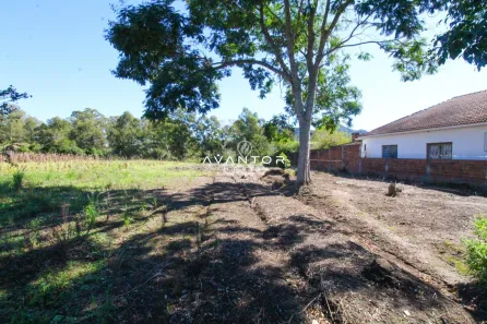 Terreno / Lote / Condomínio à venda, 988m² no Pé de Plátano, Santa Maria