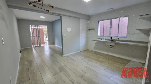 Casa com 2 Quartos para alugar, 95m² no Vila Rica, Atibaia