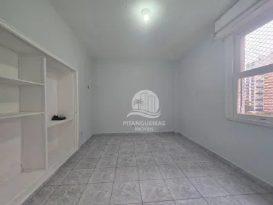 Kitnet com 1 Quarto à venda, 30m² no Pitangueiras, Guarujá