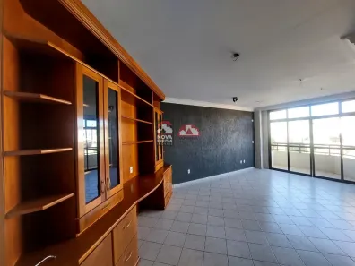 Apartamento com 2 Quartos para alugar, 96m² no Centro, Pindamonhangaba