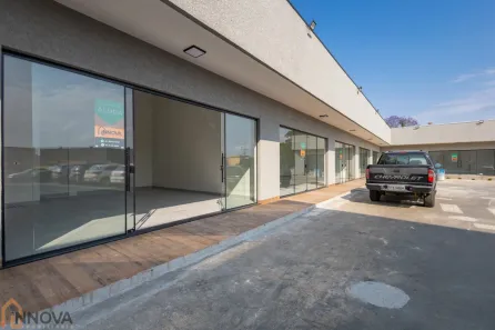 Loja / Salão / Ponto Comercial para alugar, 35m² no Guaraituba, Colombo