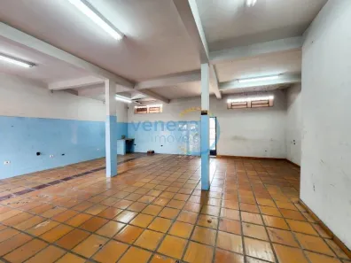 Galpão / Depósito / Armazém para alugar, 80m² no Jardim Riviera, Cambé