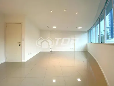 Conjunto Comercial / Sala para alugar, 39m² no Doutor Gilberto Machado, Cachoeiro de Itapemirim