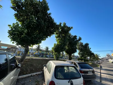 Loja / Salão / Ponto Comercial para venda ou aluguel, 35m² no Costazul, Rio das Ostras