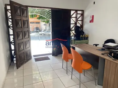 Casa com 3 Quartos para alugar, 195m² no Jardim Flórida, Jacareí